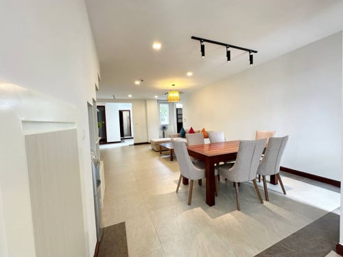 Massive 3-Bedroom Apartment for Rent – Tonle Bassac  Ref: KHRA46