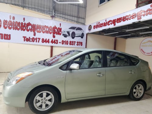 Prius 07 រំលស់មុន3500$