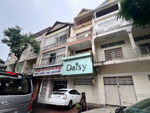 ផ្ទះសម្រាប់ជួល សន្ធរមុខ​