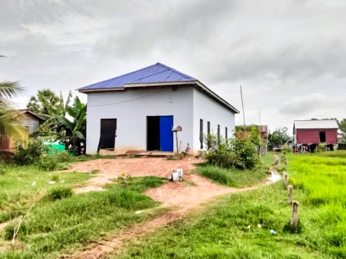 ដី និងផ្ទះលក់បន្ទាន់ជាប់ផ្លូវជាតិ