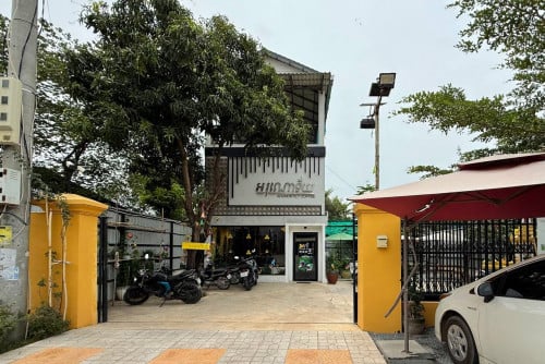 ផ្ទះអាជីវកម្មលក់លើផ្លូវធំតម្លៃល្អ ខាងអរិយក្សត្រ