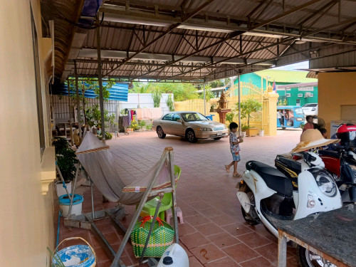 ផ្ទះលក់​ កណ្ដាលក្រុងស្វាយរៀង