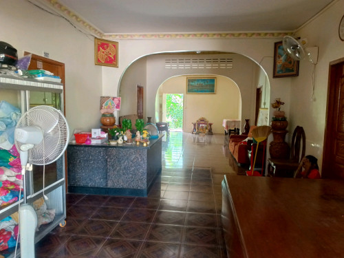 ផ្ទះលក់​ កណ្ដាលក្រុងស្វាយរៀង