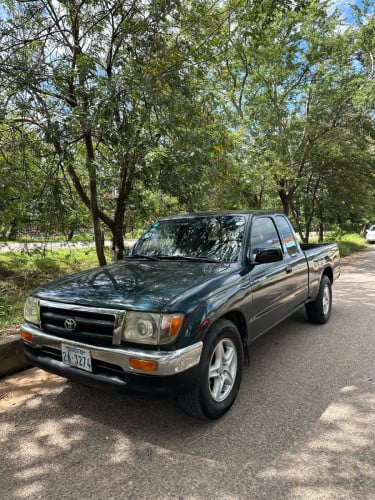 តាកូម៉ា ឆ្នាំ1996 V4(សុំណុំសាំង)