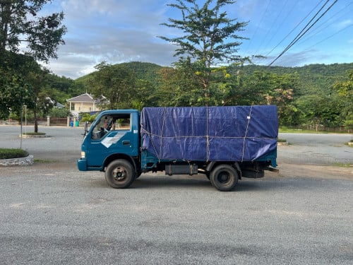 មានឡានសម្រាប់ជួលដឹកឥវ៉ាន់ រើផ្ទះ ខុនដូរ អូហ្វីស ឬ ដឹកឥវ៉ាន់ផ្សេងៗតាមតម្រូវការ។