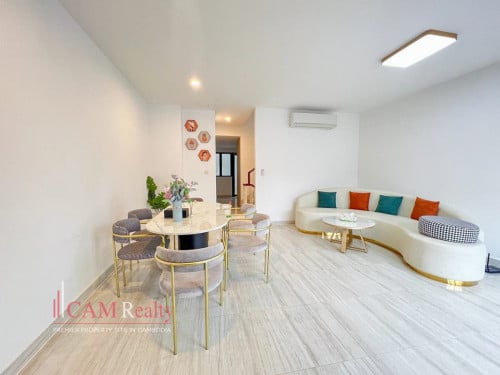 4 Bedrooms Cluster House For Rent | Borey The Palms