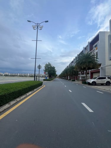 Building for rent at Orkide (nk)