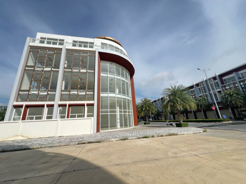 Building for rent at Orkide (nk)
