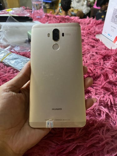 Huawei mate 9 condition 96%