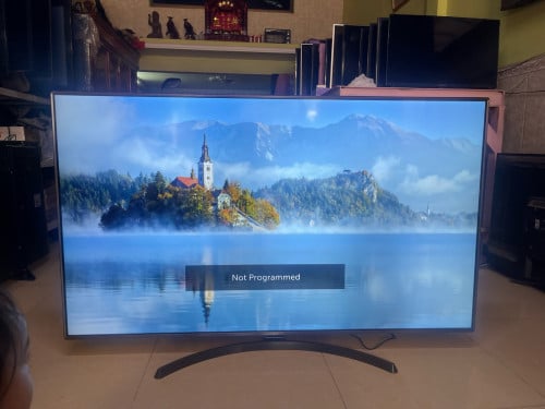 LG 65’ smart tv crystal