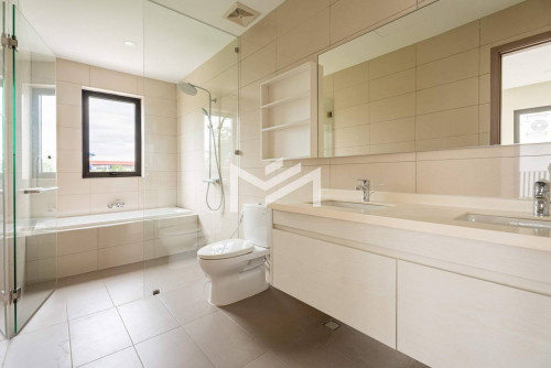 Modern 4 Bedrooms Villa for SALE in Borey Chankiri near New Airport