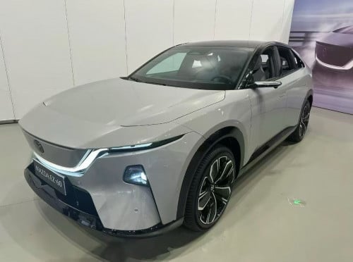 Max Special full only 36500$ with Original Charger