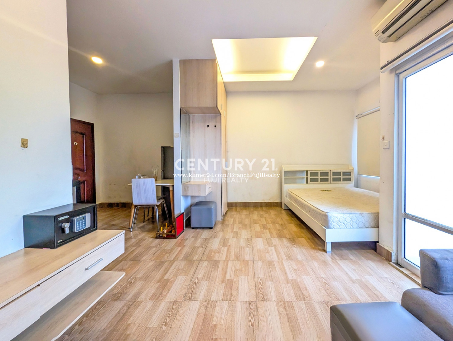 Chamkar Mon, Phnom Penh - photo 4