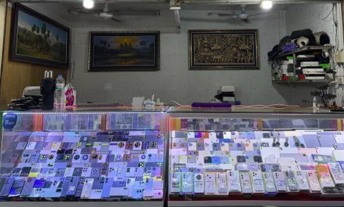 ទូរស័ព្ទចូលមកថ្មីៗច្រេីនទៀតហេីយ ម៉ូយៗអាចមកមេីលដោយផ្ទាល់បាន អរគុណច្រេីន .