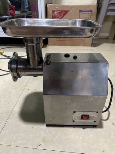 ម៉ាសុីនកិនសាច់