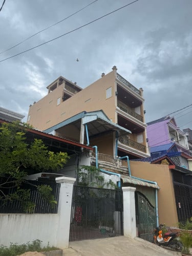 ផ្ទះជួល ជិះ 2នាទីដល់ផ្សារត្រី 9 Bedroom 10 bathroom