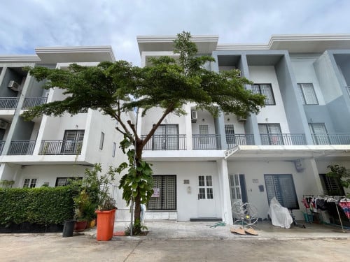 ផ្ទះសំរាប់ជួលនៅបុរី អារ៉ាតា / House for Rent at Borey ARATA