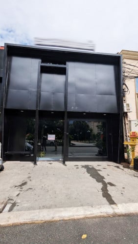 ហាងសម្រាប់ជួលលើផ្លូវធំជិតវិមានឯករាជ្យ | Shop for Rent on Main Road near Independence Monument