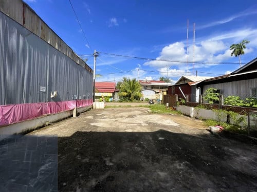 🏦House Available for Urgent Sale at a Special Price (Negotiable).