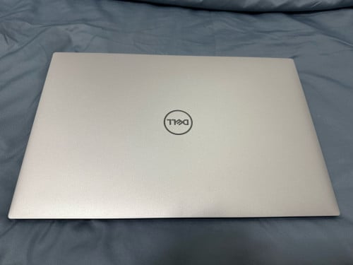 Dell XPS 17 9700 16GB 1TB