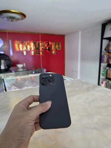 Iphone15pro 128G sim2 black ស្អាត99% ថ្ម90%