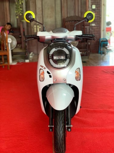 scoopy 025 ថ្មី​កេះ​ លក់​ប្រម៉ូសិន​​ បងប្អូន​ចង់​ទិញ​ដាច់​ វ៉ៃ​ដូរ​ បង់​រំលោះ​បាន