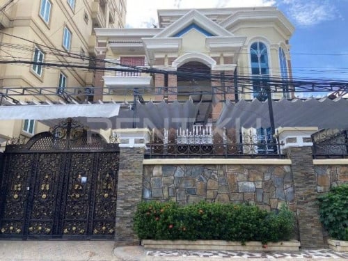 Singe Villa for Rent in Chamkar Mon