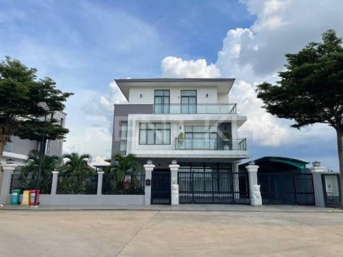 Single Villa for rent at  Russey Keo 598