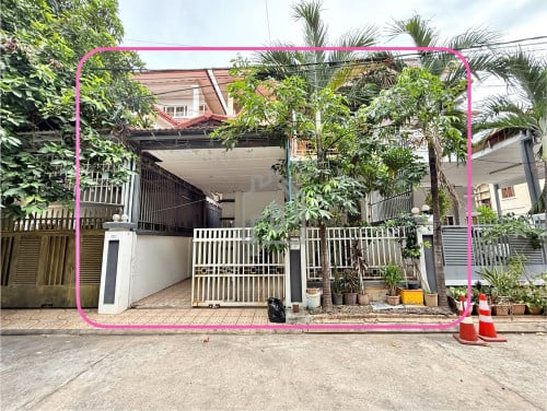 Twin Villa 4 Bedrooms for RENT nearby FOREST HILL INTERNATIONAL SCHOOL_Teuk Thla