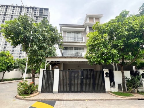 Twin Villa (corner) for Rent at Borey Peng Huot The Star Emerald