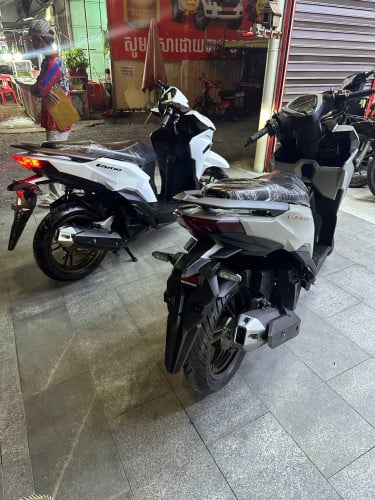 Varioក្រដាសពន្ធ23ស្មាតឃី=2480$