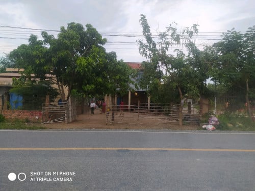 ដីជាប់ខ្នល់លក់ ទីតាំង ជិតផ្សារ ទំពាំងព្រាយ10×50មែត្រ