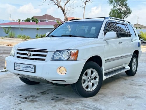 រថយន្តជួល Highlander