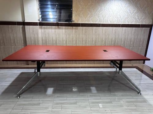 តុ Office ខ្នាតធំ