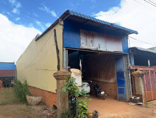 🏦Warehouse Available for Urgent Sale at a Special Price (Negotiable).