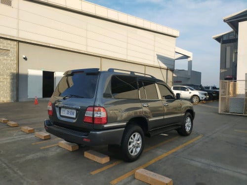 Car Rental ( ជួល