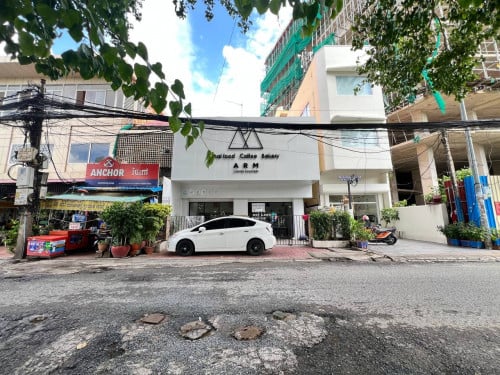 House For Rent- Daun Penh