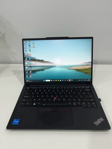 Lenovo Thinkpad E14 Gen5 Ram16GB/M.2 512GB