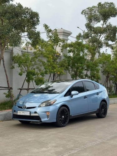 Prius013 49$/day 315/week