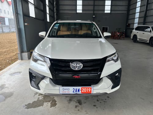 Toyota Fortuner TRD Full Option 2019