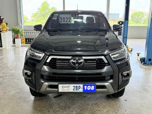 Toyota Rally 2022Full option ឆ្វេងសុីនចូលតាមក្រុមហ៊ុន Toyota