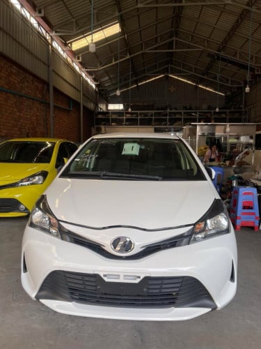Toyota Vitz 2014 កែរាងស្អាត