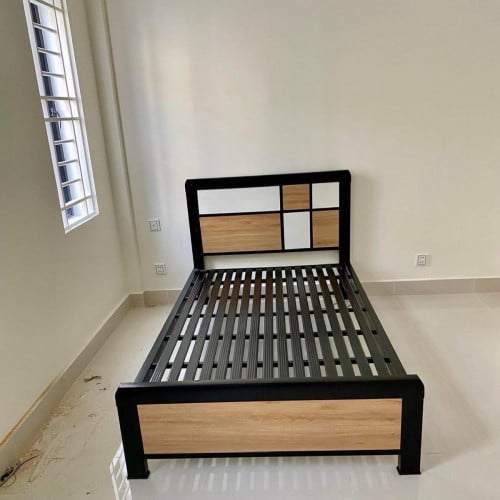 គ្រែដែក