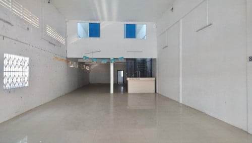 ឃ្លាំងជួលនៅលើផ្លូវចំការដូង   -R273