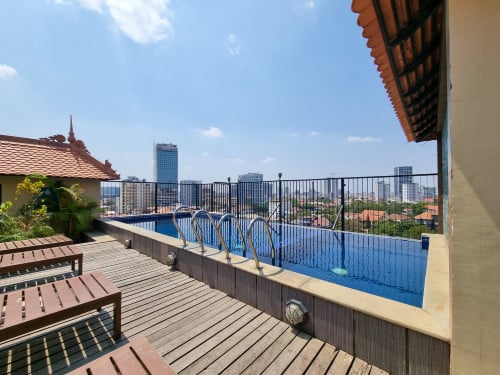 2Bedroom Swimming pool Serviced Apartment for rent near Toul Kork market