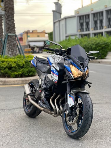 Custom Kawasaki Z800 2013 កំលាំង 800cc ម៉ាសុីន4 មួយទឹកស្លាកលេខ