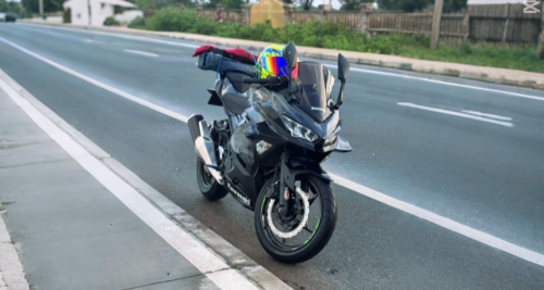 Kawasaki Ninja 250cc មានពន្ធ