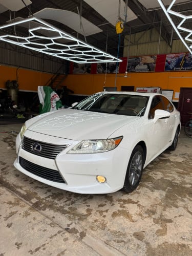 Lexus ES300h Full Premium 2013 ថ្នាំ​សុីន​មួយ​ជុំ​ សាច់​ដែក​ថ្មី​