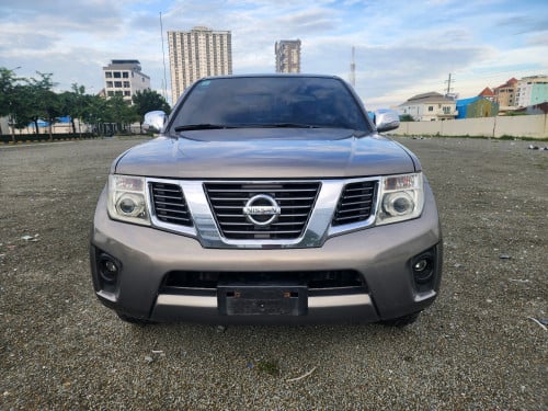 NISSAN NAVARA