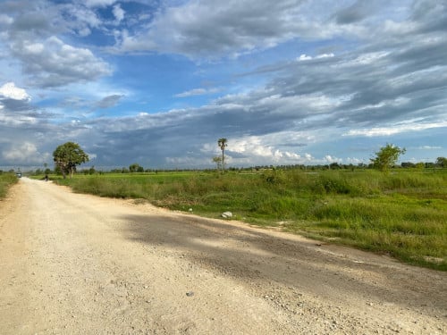 លក់បន្ទាន់